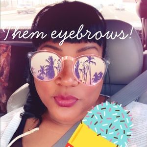 Meet your Posher, Janelle